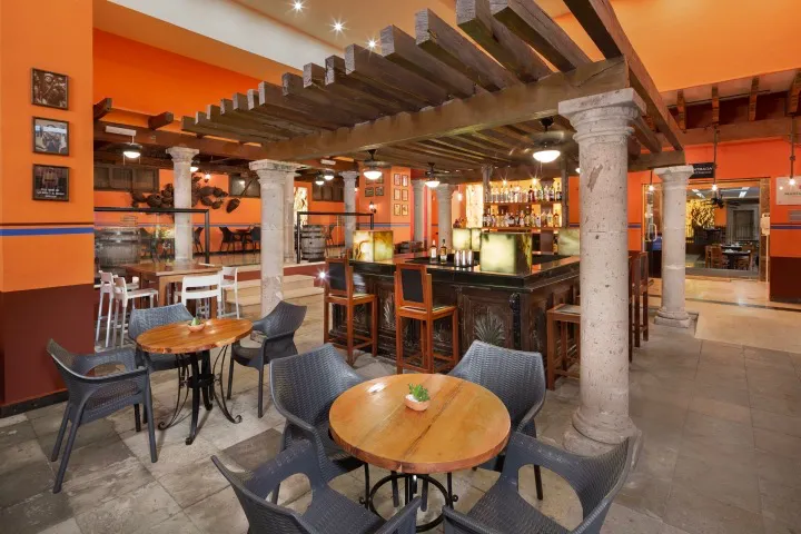Cover image of a sample of the restaurant Agaves La Cantina Restaurant