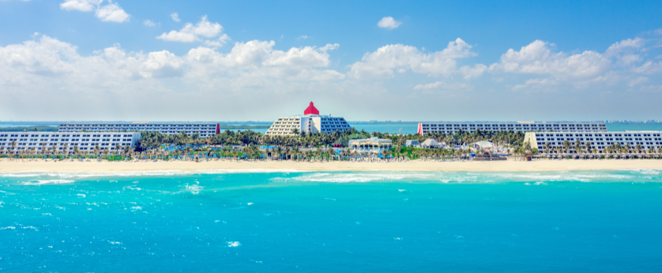 Hotels with Beach in Cancun