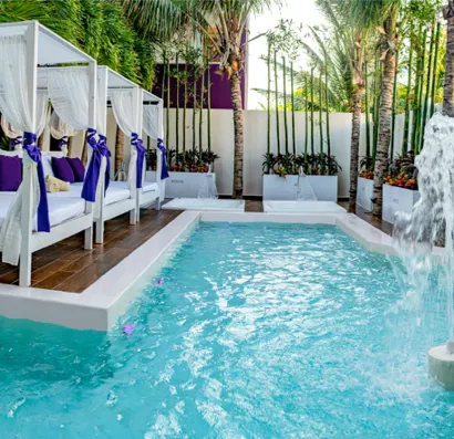 Áreas exclusivas solo adultos Sensoria Pool & Lounge Sens at Grand Palm