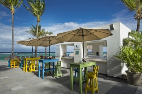 Cover image of a sample of the restaurant Akeru Beach Bar Restaurant